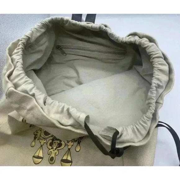 Universal Studios Wizarding World of Harry Potter Gringotts‎ Drawstring Backpack - Picture 3 of 6